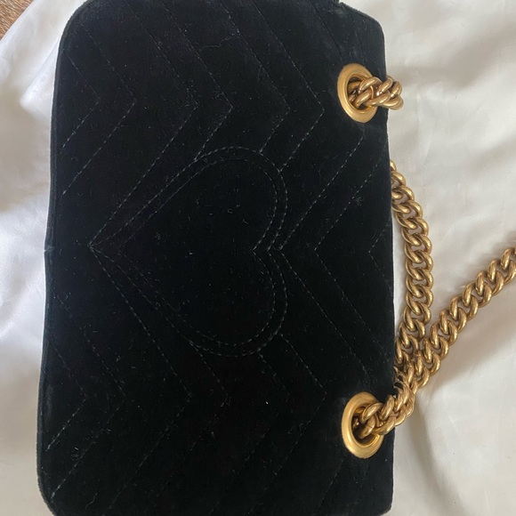 SOLD Gucci GG Marmont Velvet Mini Bag - Picture 5 of 9